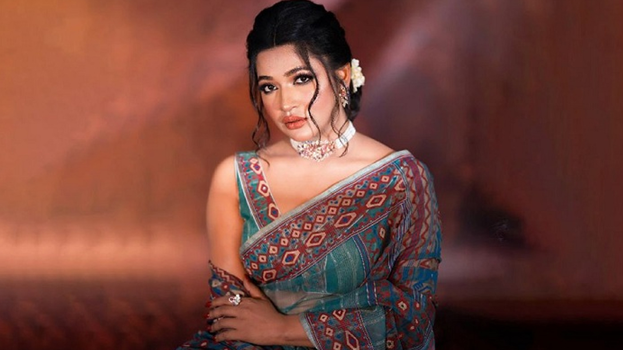 ‘তারা মনে করে- আমি খারাপ মেয়ে, এটা ডিজার্ভ করি’